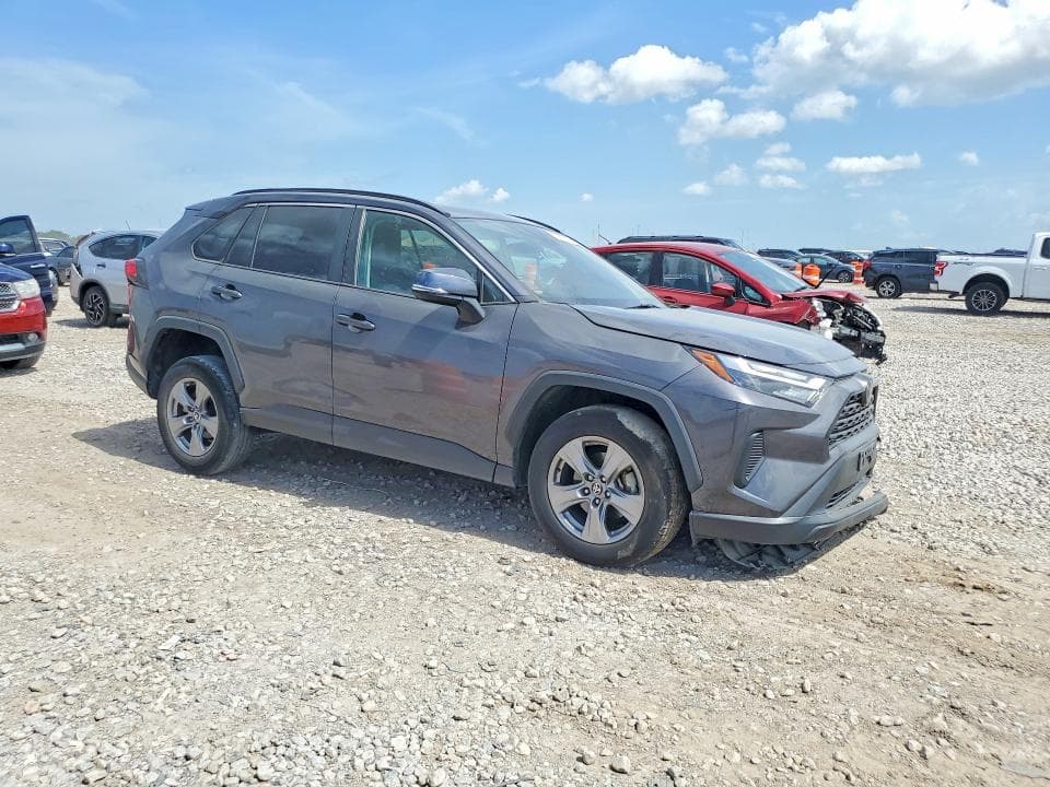 2024 TOYOTA RAV4 XLE 4