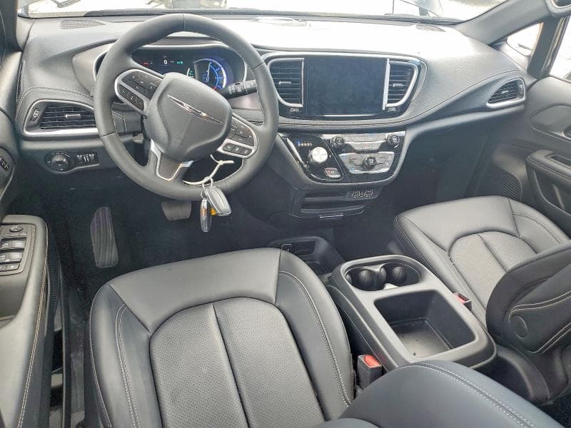 2025 CHRYSLER PACIFICA HYBRID SELECT 8
