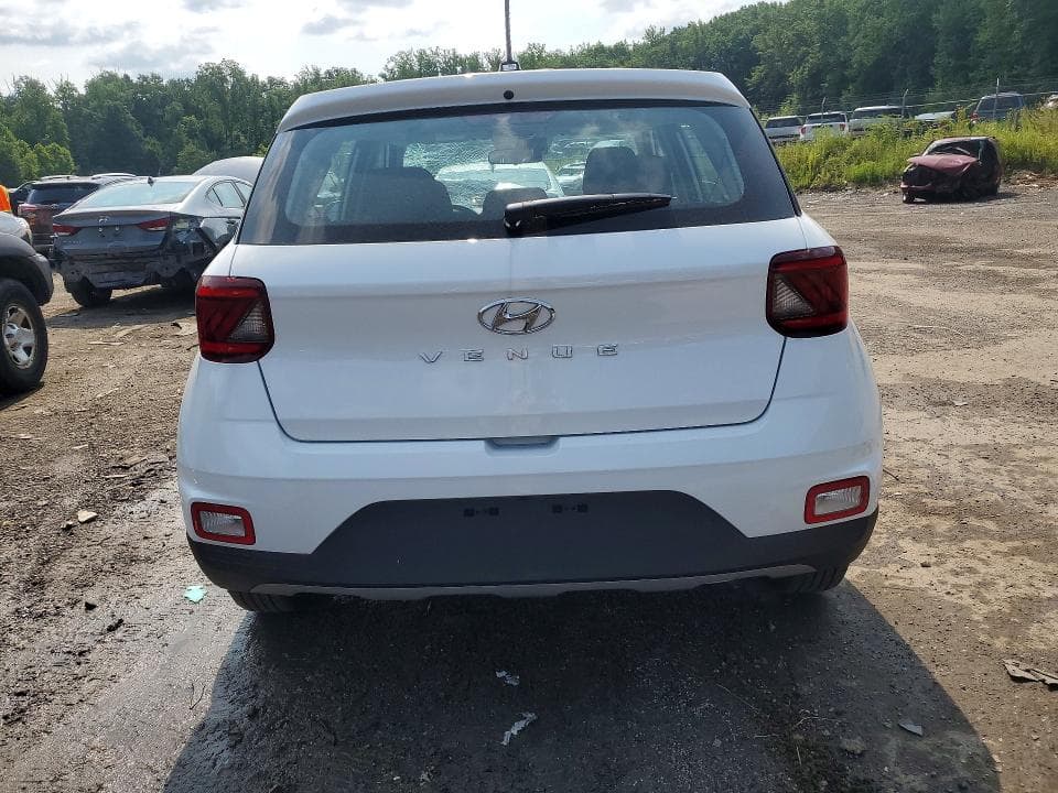 2026 HYUNDAI VENUE SE 6