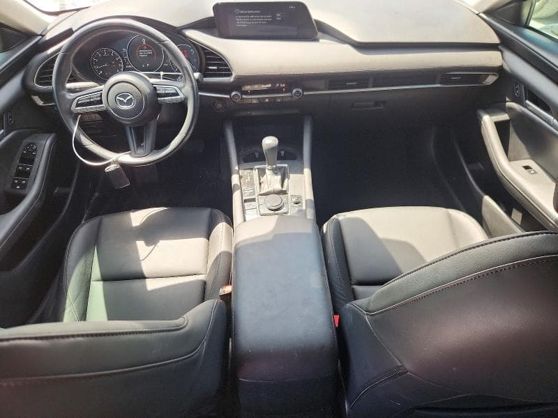 2021 MAZDA 3 SELECT 8