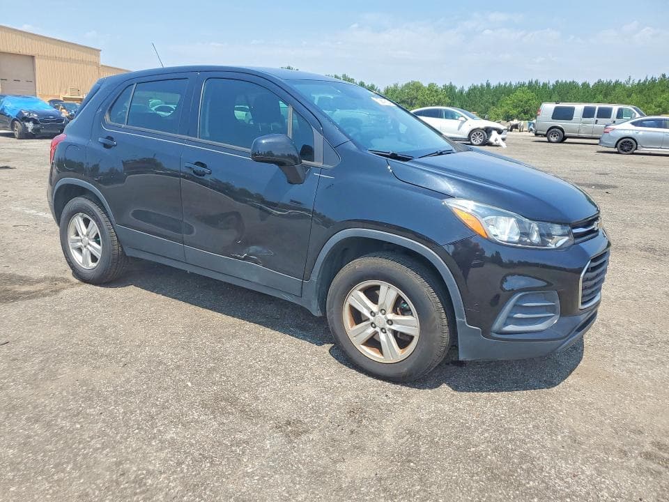 2022 CHEVROLET TRAX LS 4
