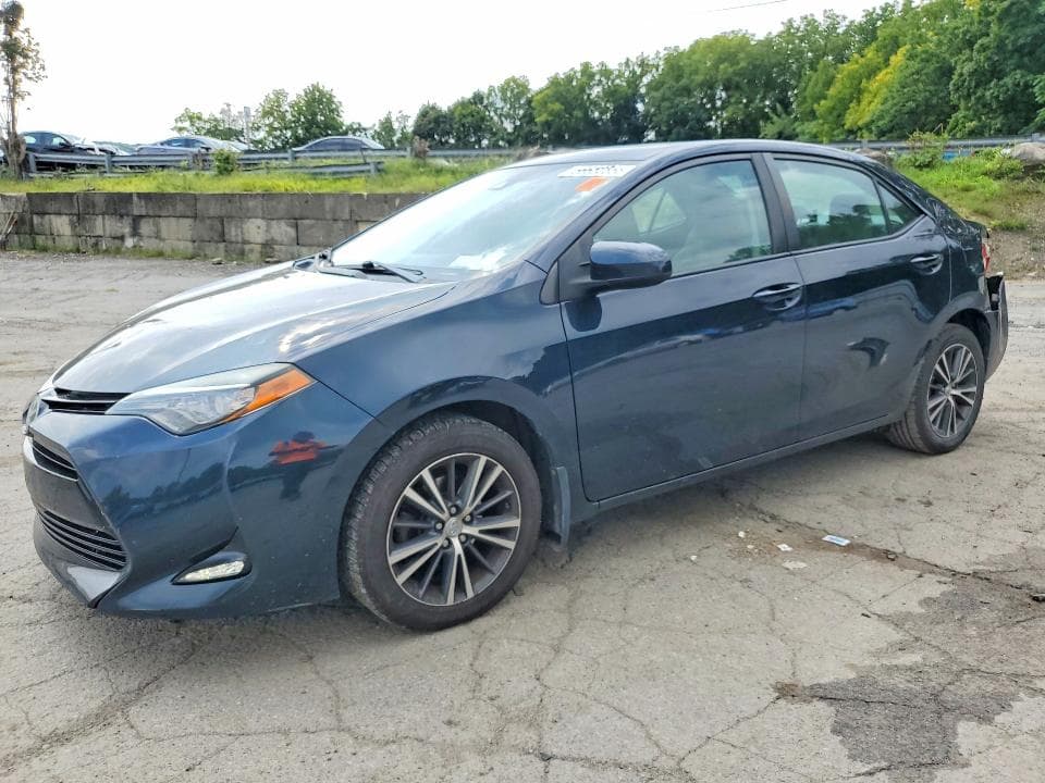 2017 TOYOTA COROLLA LE - 1