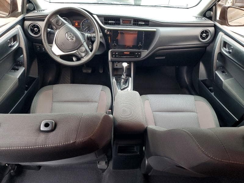 2019 TOYOTA COROLLA LE 8