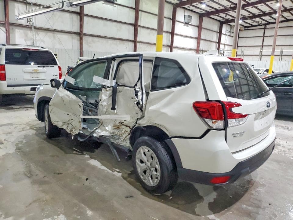 2019 SUBARU FORESTER 2