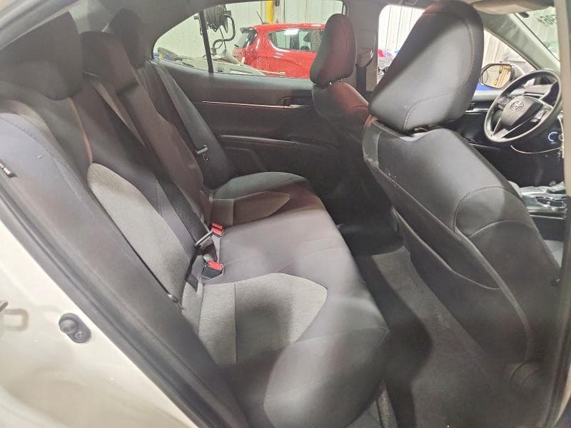2019 TOYOTA CAMRY LE 10