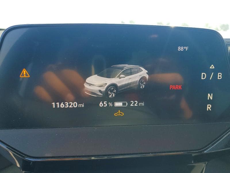2023 VOLKSWAGEN ID.4 PRO 9