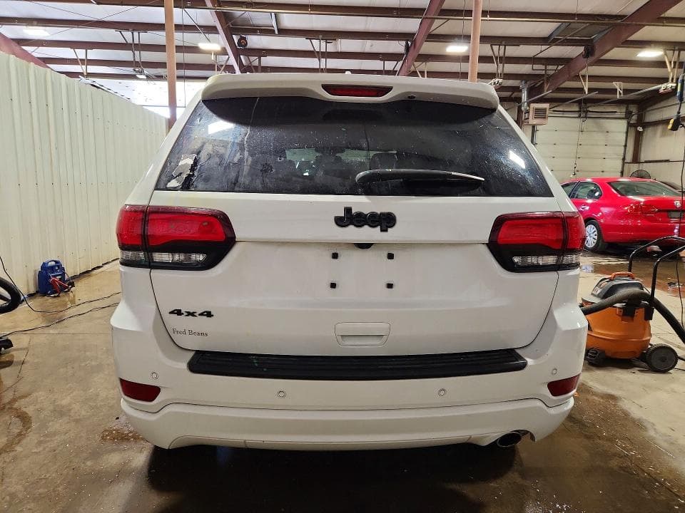 2022 JEEP GRAND CHEROKEE LAREDO E 6