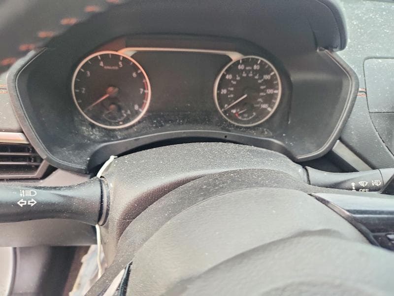 2021 NISSAN ALTIMA SR 9