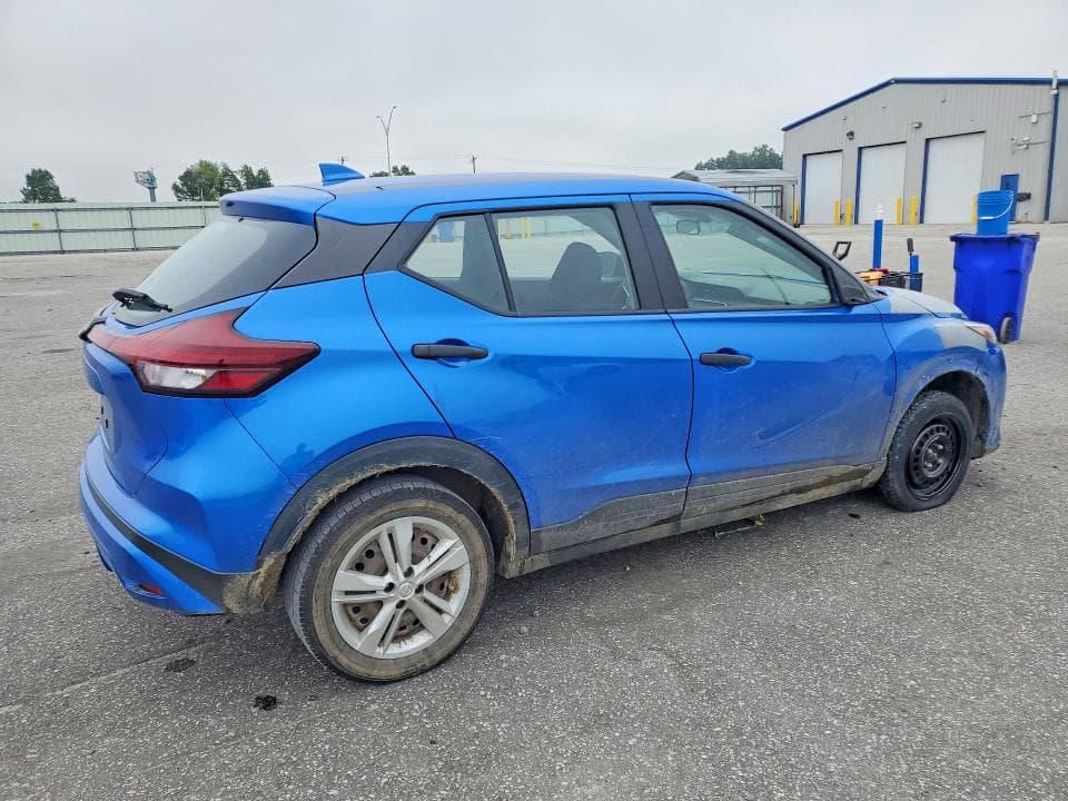 2022 NISSAN KICKS S 3