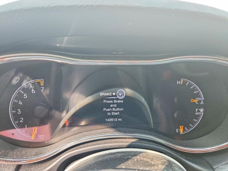 2019 JEEP GRAND CHEROKEE LAREDO 9