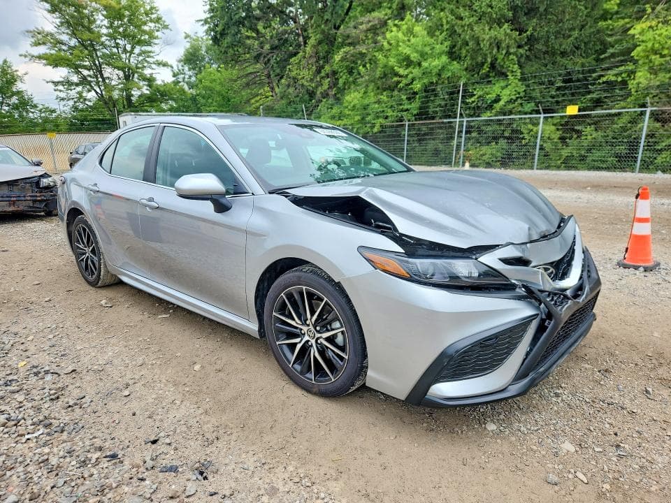 2021 TOYOTA CAMRY SE SE 4