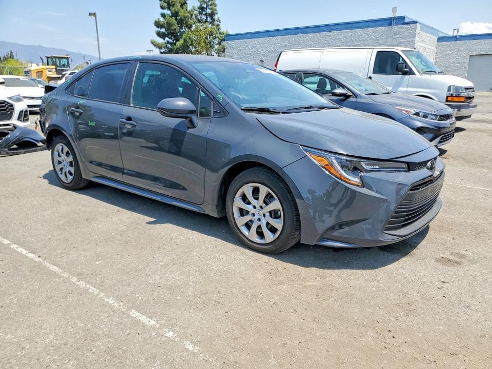 2025 TOYOTA COROLLA LE 4