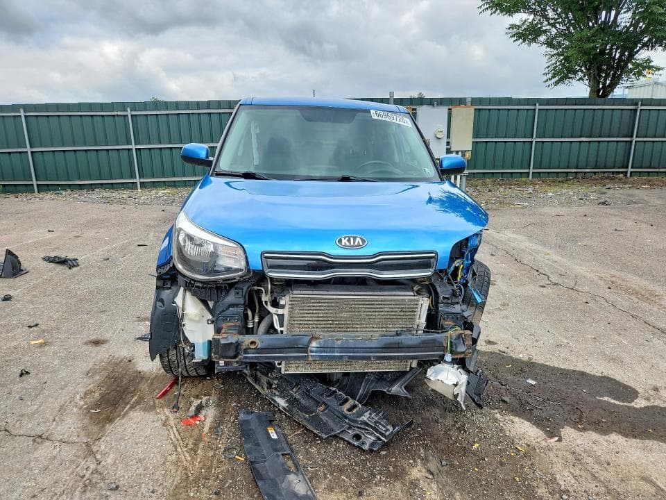 2018 KIA SOUL + 5