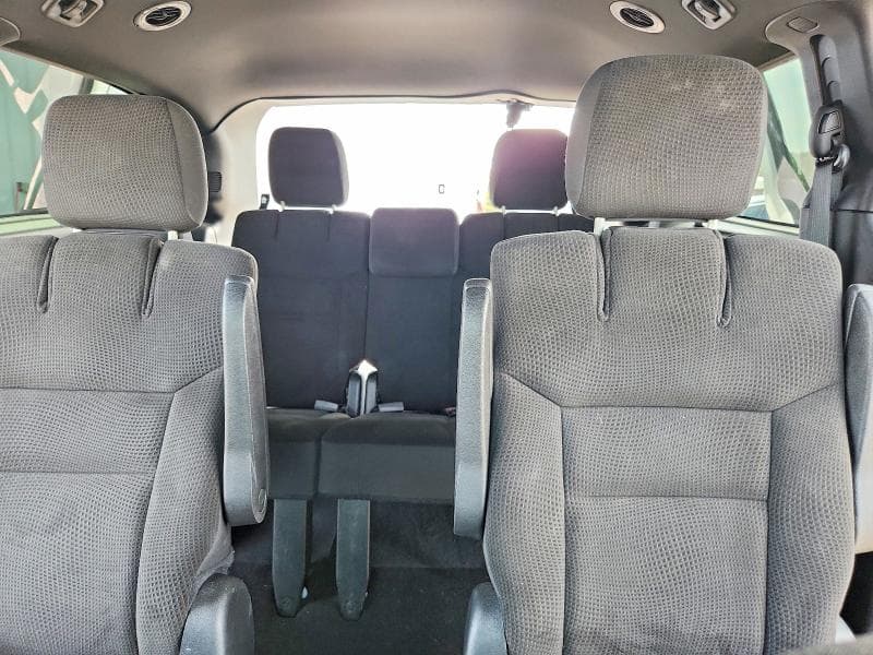 2018 DODGE GRAND CARAVAN SE 10
