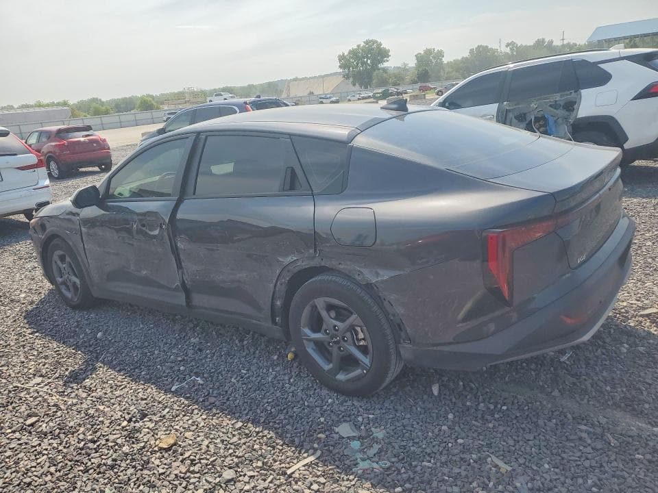 2025 KIA K4 LXS 2
