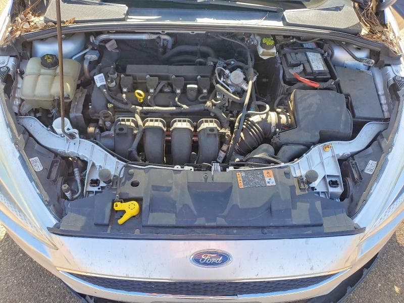 2018 FORD FOCUS SE 11