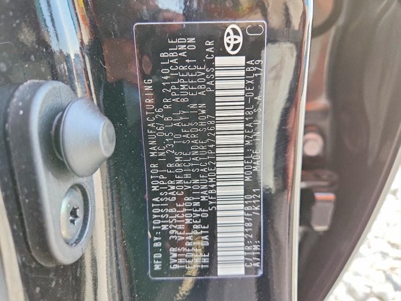 2026 TOYOTA COROLLA LE 12
