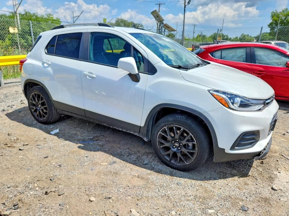 2022 CHEVROLET TRAX 1LT 4