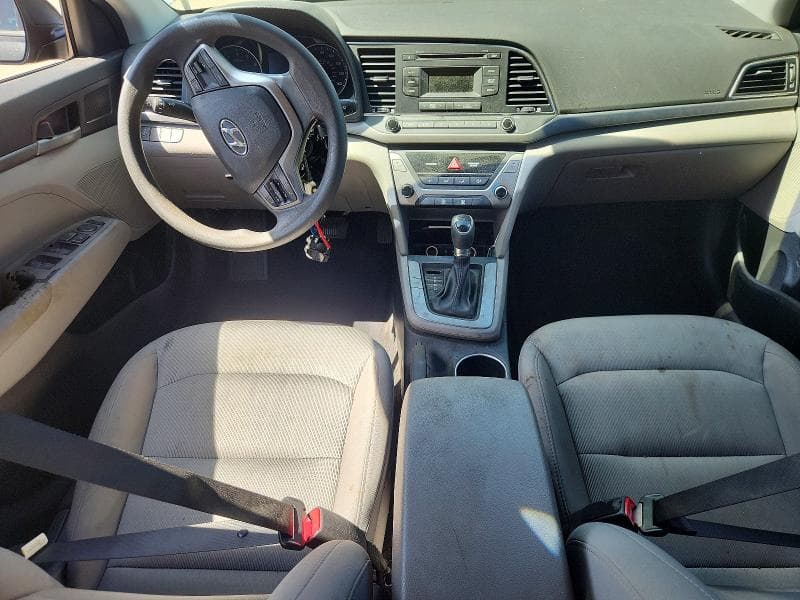 2017 HYUNDAI ELANTRA SE 8