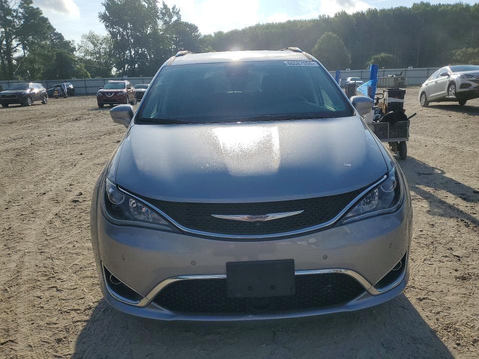 2018 CHRYSLER PACIFICA TOURING L 5
