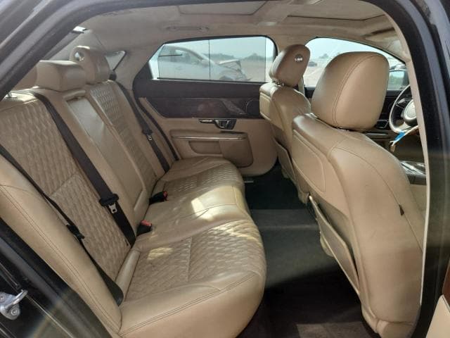 2019 JAGUAR XJL PORTFOLIO 10