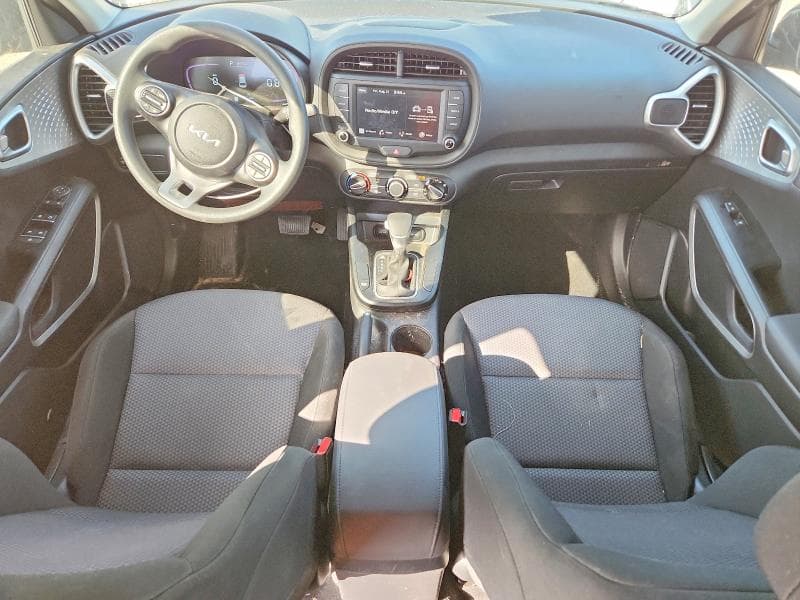 2025 KIA SOUL LX 8