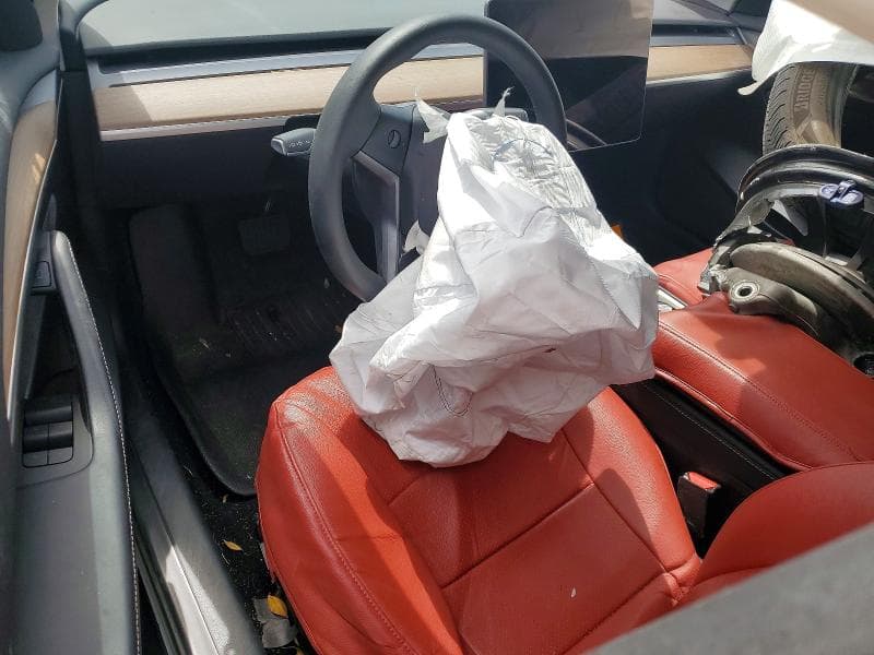 2023 TESLA MODEL 3 8