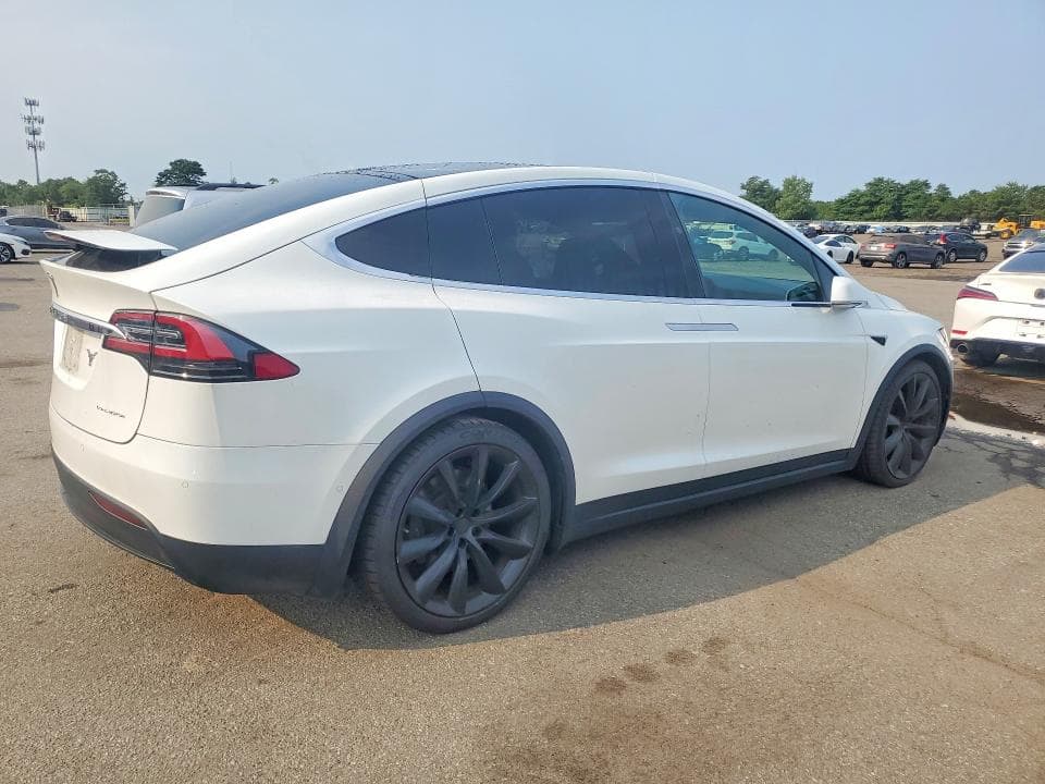 2019 TESLA MODEL X 3