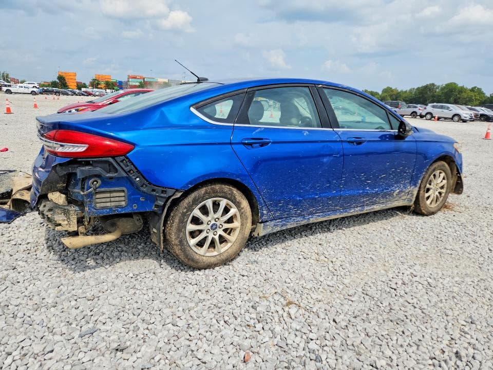 2017 FORD FUSION S 3