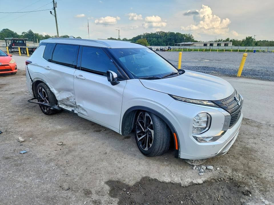 2023 MITSUBISHI OUTLANDER SEL 4
