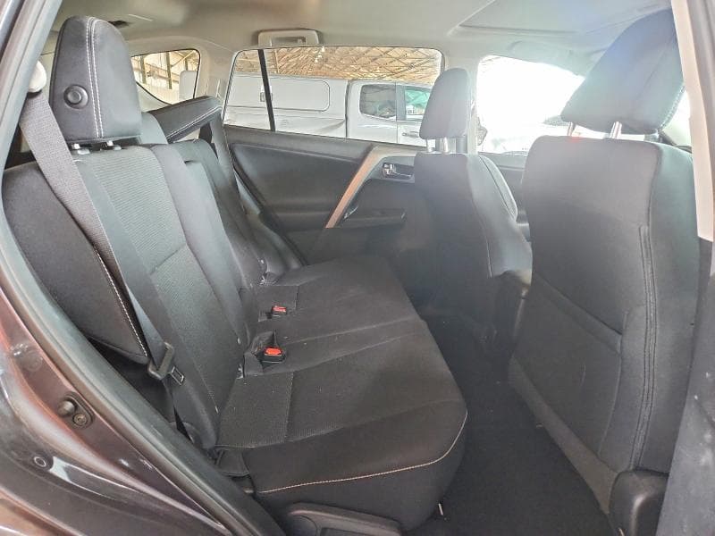 2018 TOYOTA RAV4 XLE 11