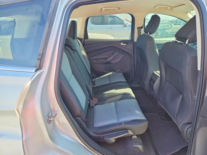 2019 FORD ESCAPE SE 11