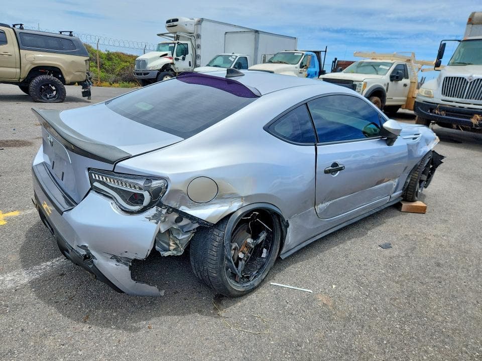 2017 TOYOTA 86 BASE 3