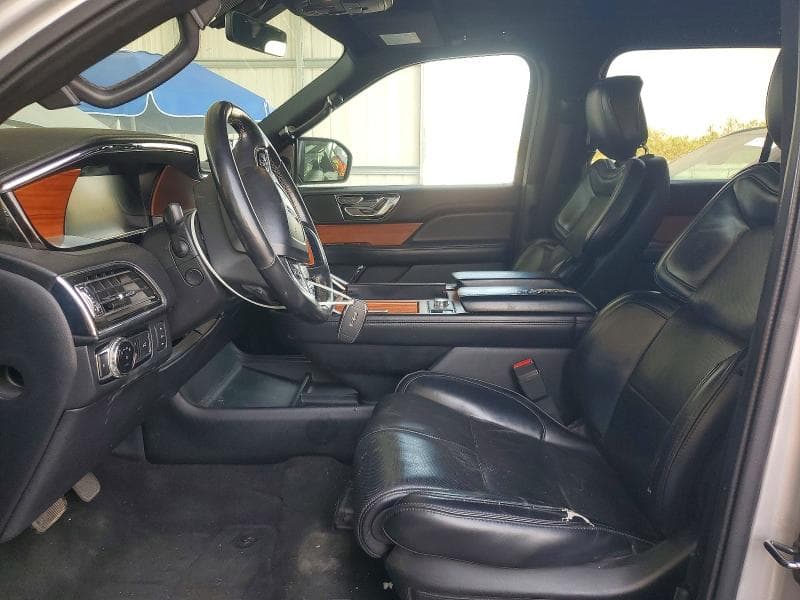 2019 LINCOLN NAVIGATOR SELECT 7