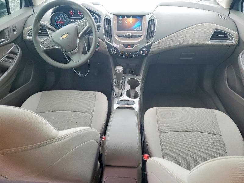 2017 CHEVROLET CRUZE LT 8