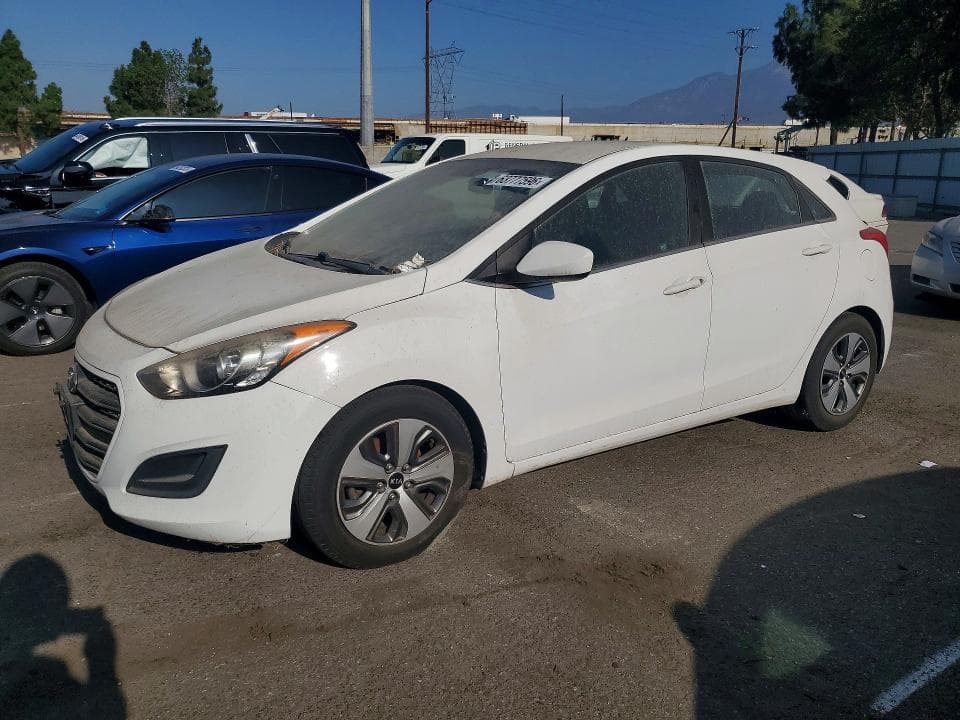2017 HYUNDAI ELANTRA GT BASE - 1