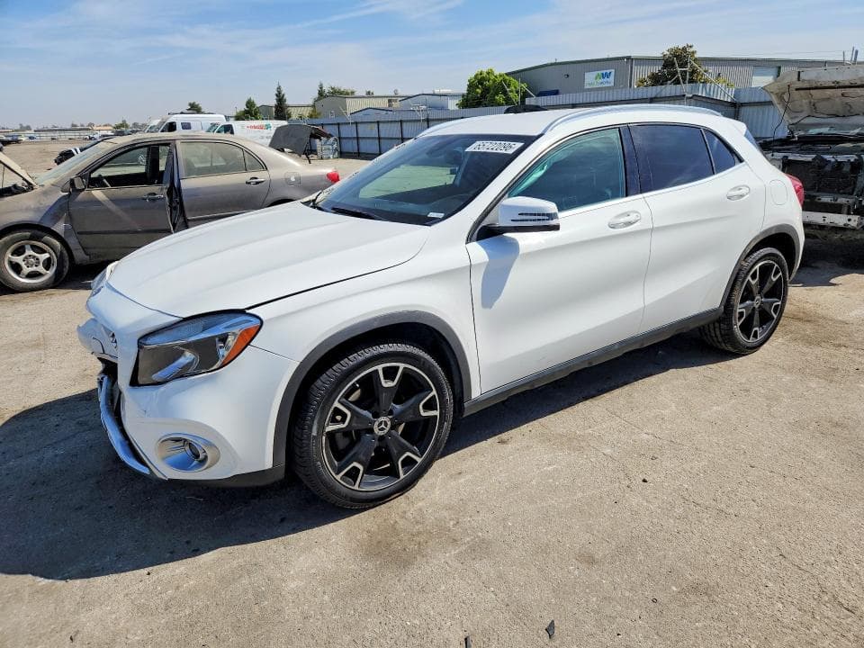2020 MERCEDES-BENZ GLA 250 - 1