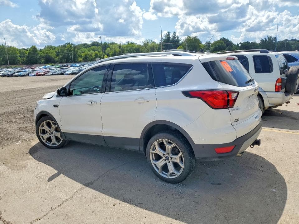 2019 FORD ESCAPE TITANIUM 2