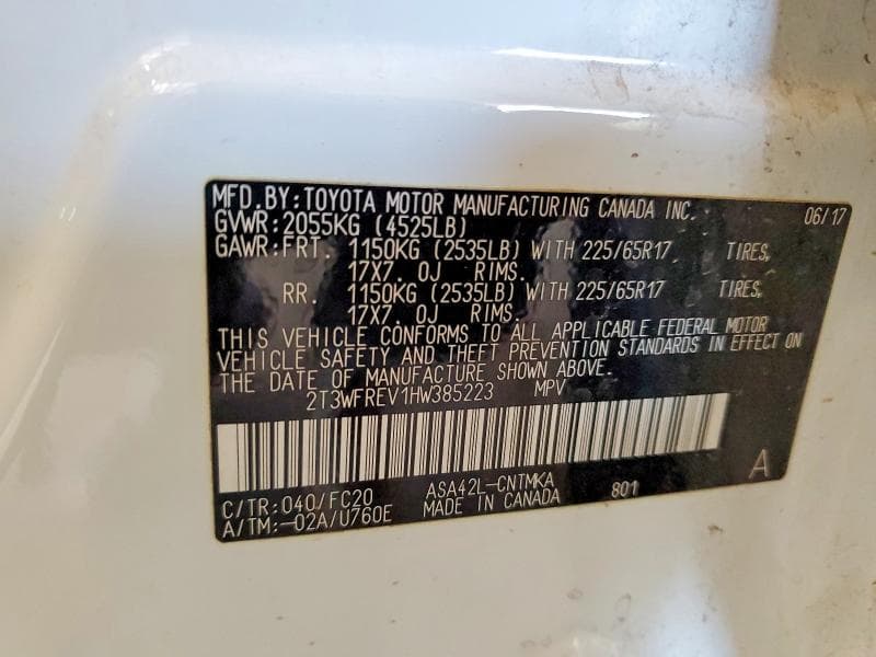 2017 TOYOTA RAV4 XLE 12