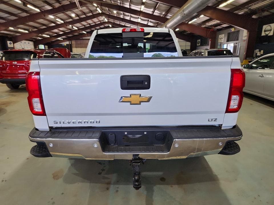 2017 CHEVROLET SILVERADO K1500 LTZ 6
