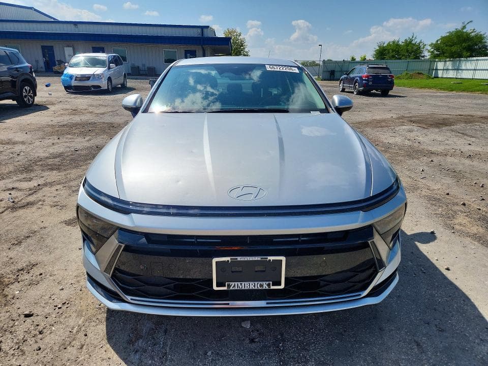 2026 HYUNDAI SONATA SEL SPORT 5