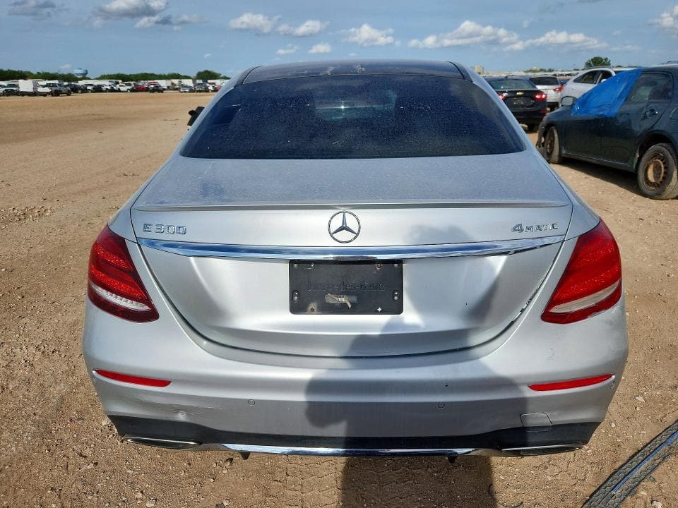 2017 MERCEDES-BENZ E 300 4MATIC 6