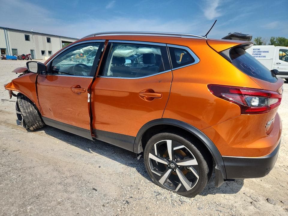 2022 NISSAN ROGUE SPORT SL 2
