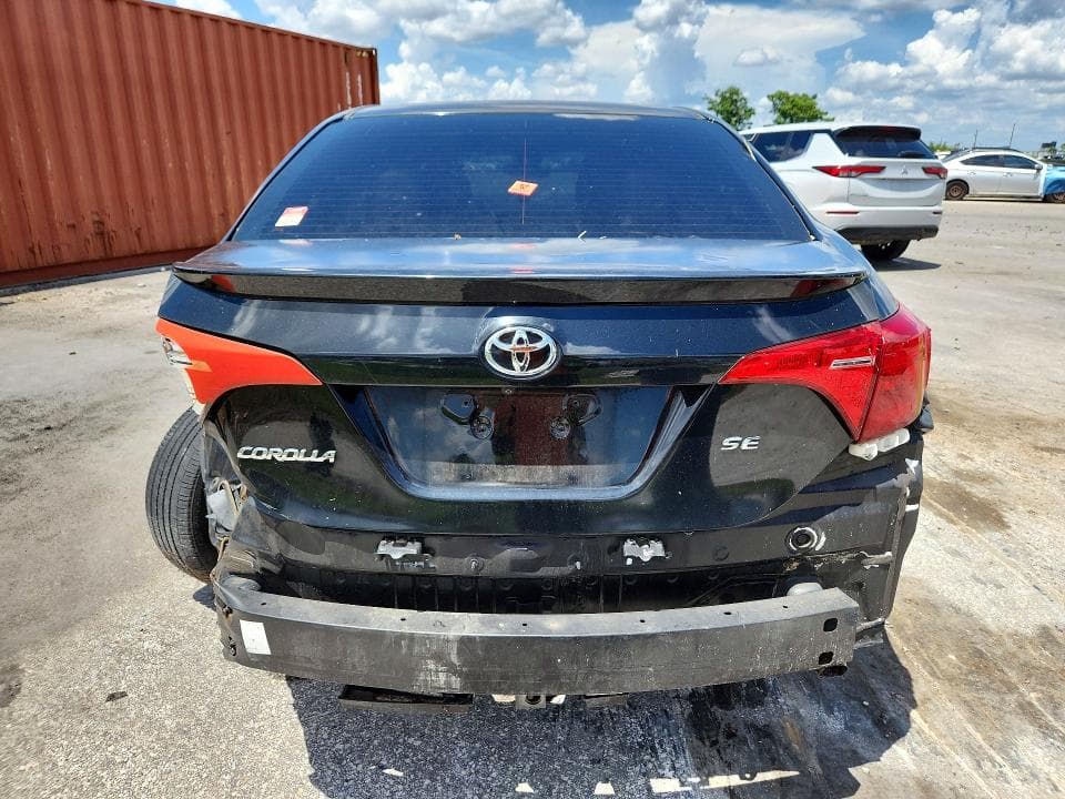 2019 TOYOTA COROLLA SE 6