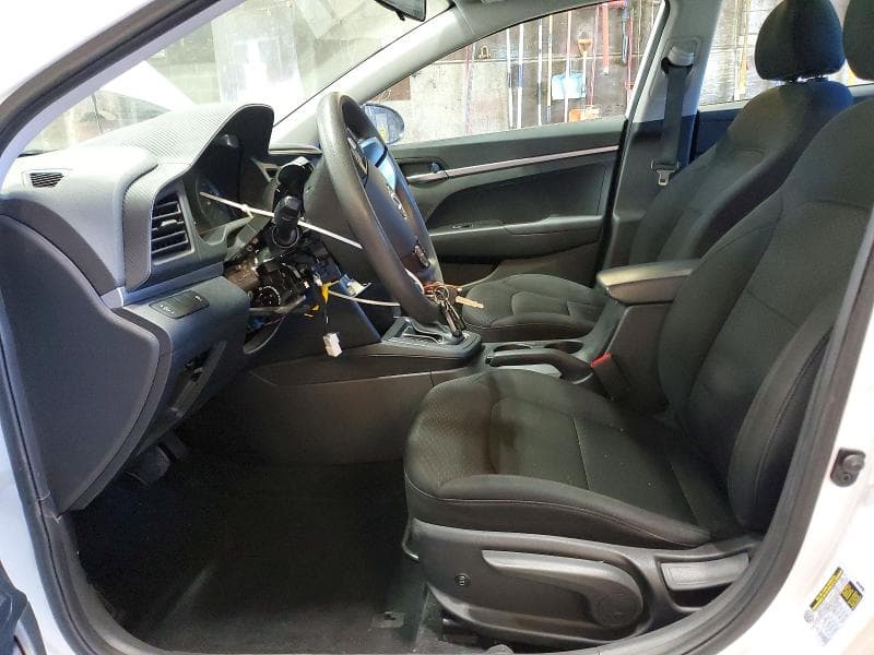 2019 HYUNDAI ELANTRA SE 7