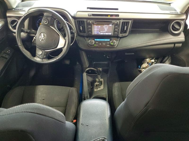 2018 TOYOTA RAV4 XLE 8
