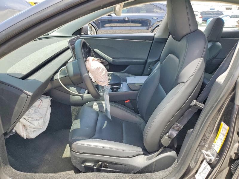 2025 TESLA MODEL 3 7