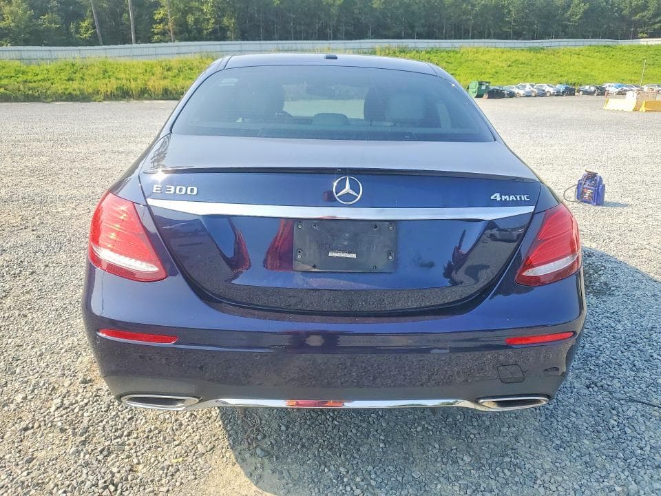 2017 MERCEDES-BENZ E 300 4MATIC 6