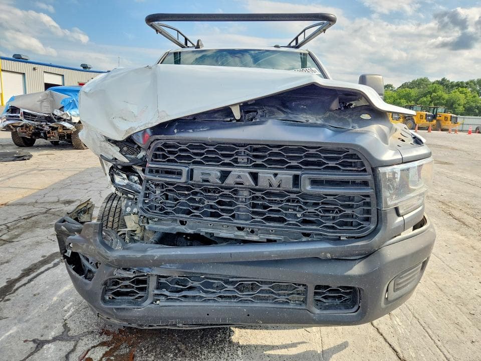 2024 RAM 2500 TRADESMAN 5