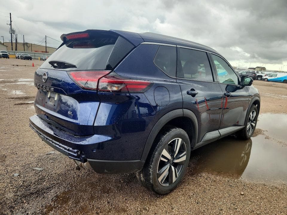 2026 NISSAN ROGUE SL 3